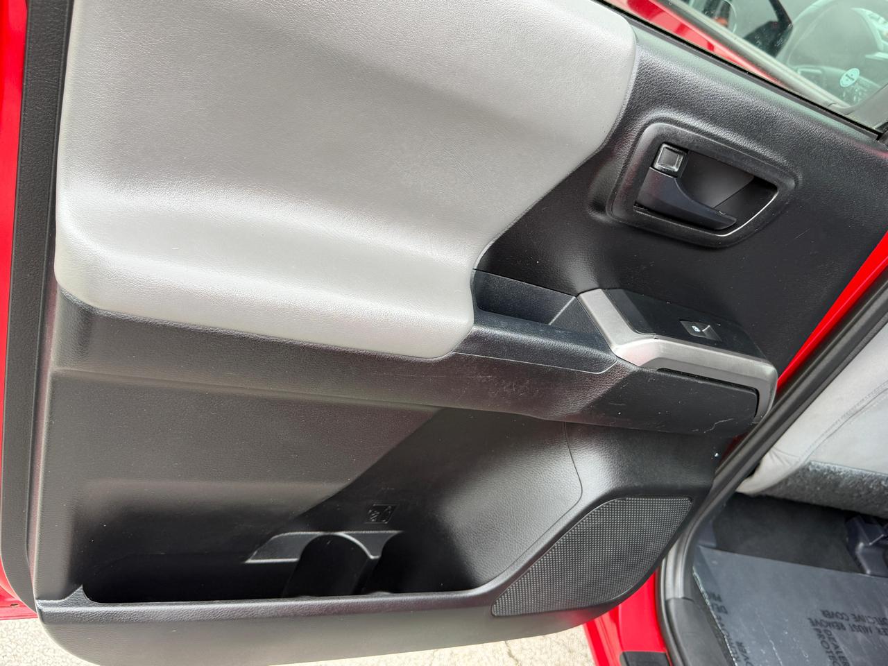 Toyota Tacoma 4WD SR5 Double Cab 5' Bed V6 AT (Natl) 2019