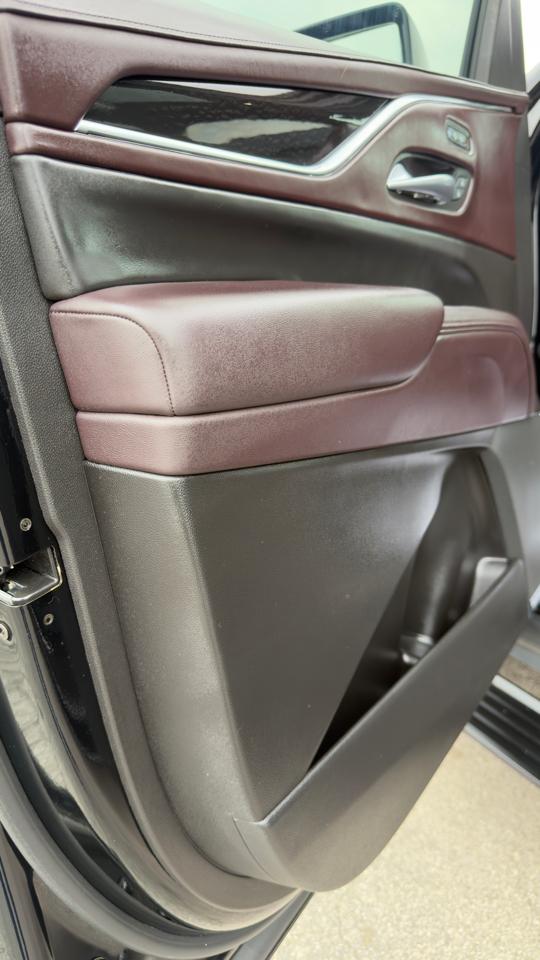 Cadillac Escalade 4WD 4dr Sport Platinum 2023