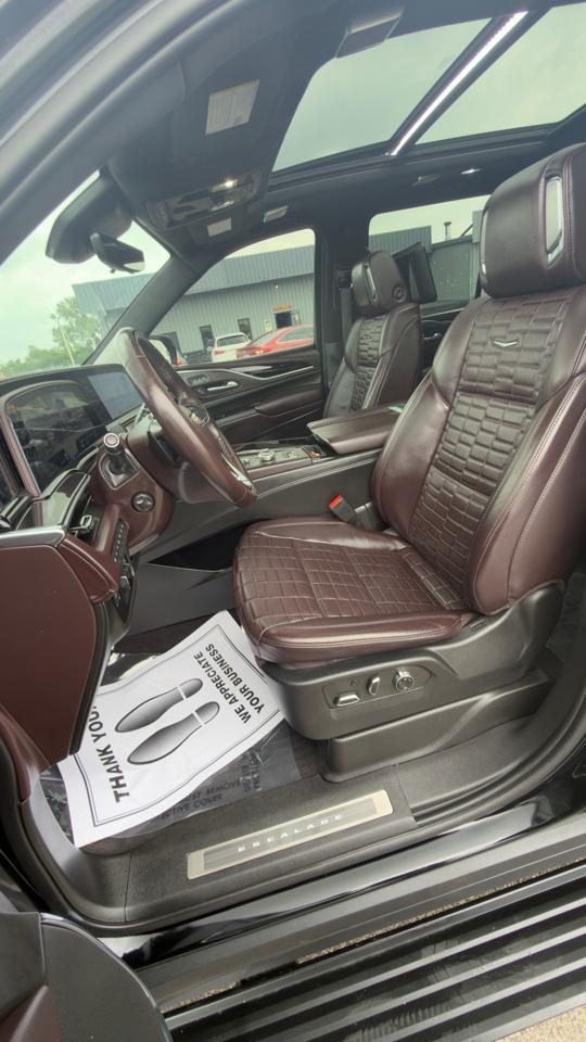 Cadillac Escalade 4WD 4dr Sport Platinum 2023