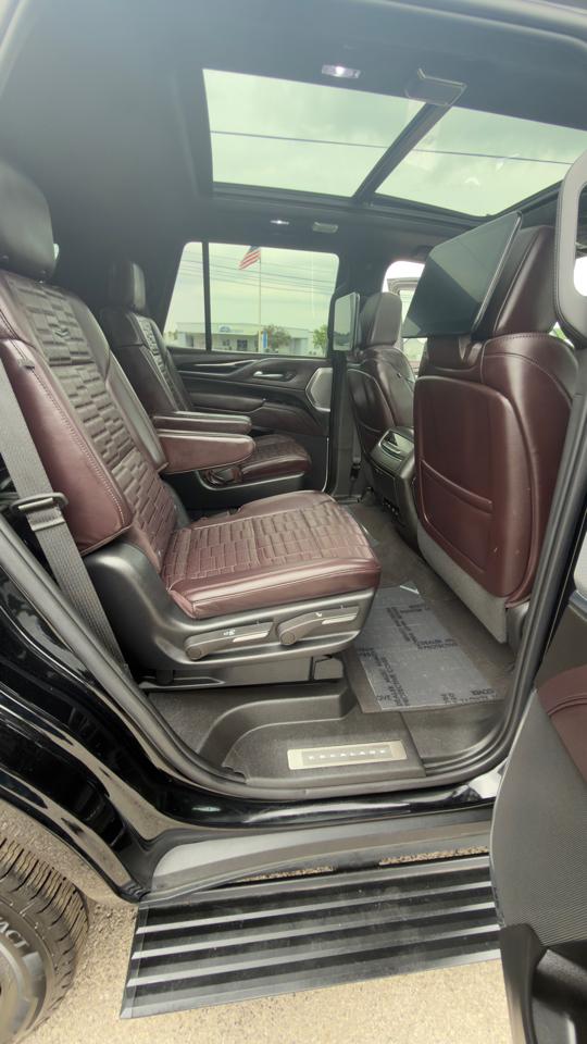 Cadillac Escalade 4WD 4dr Sport Platinum 2023