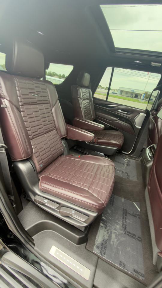 Cadillac Escalade 4WD 4dr Sport Platinum 2023