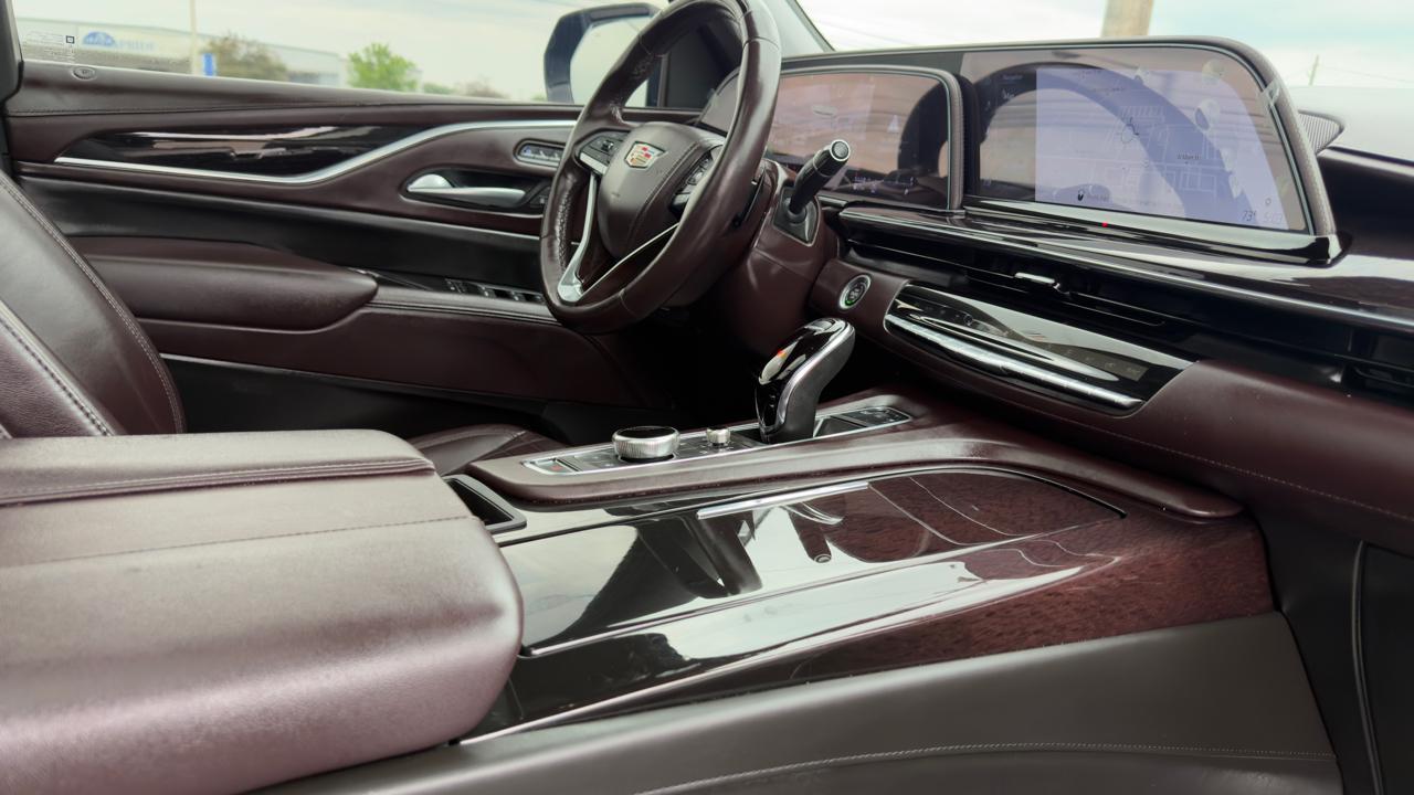 Cadillac Escalade 4WD 4dr Sport Platinum 2023