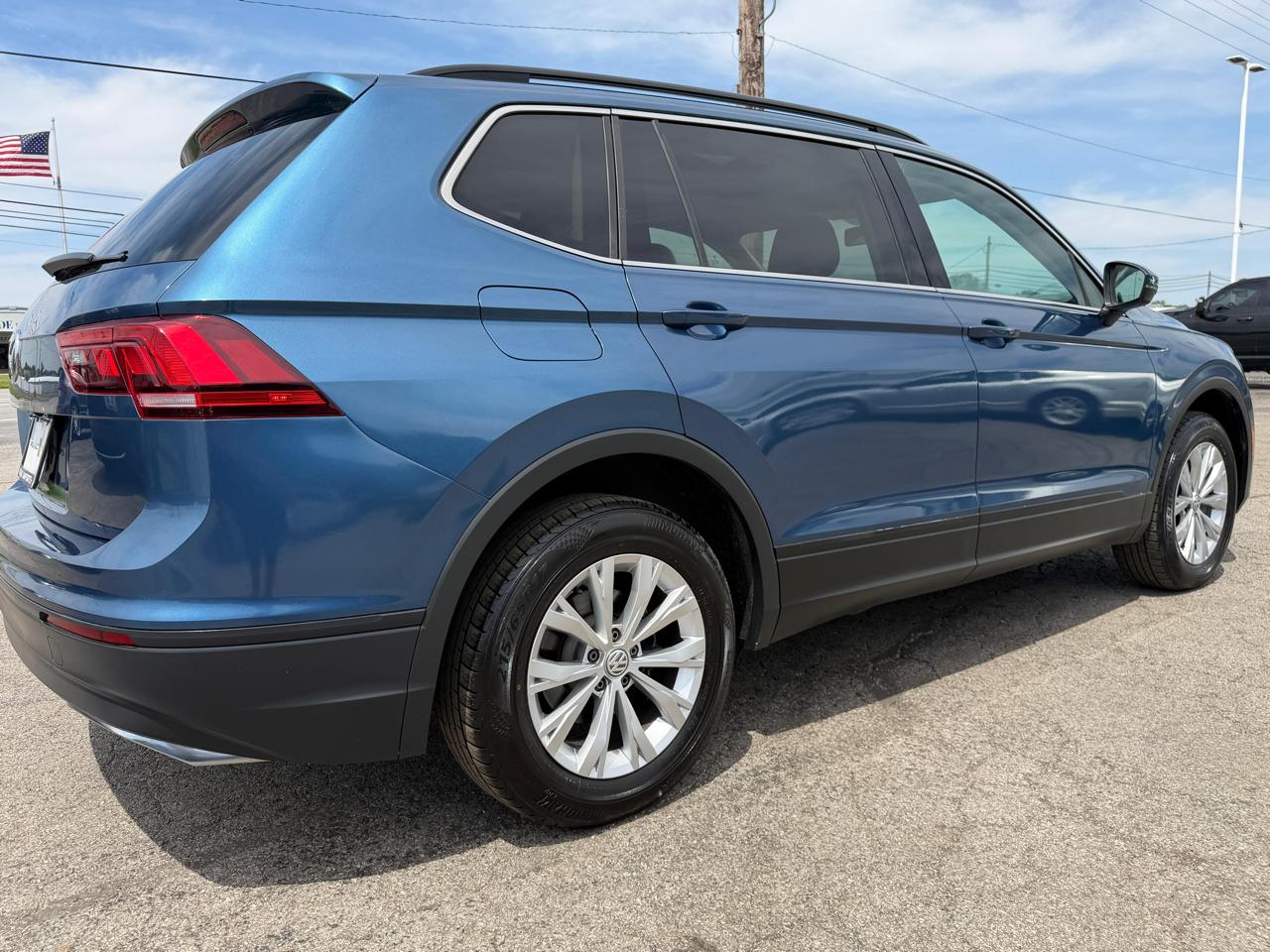 Volkswagen Tiguan 2.0T SE FWD 2019