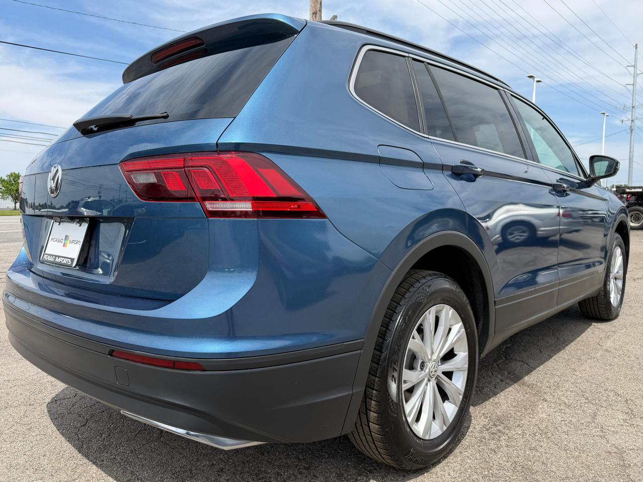 Volkswagen Tiguan 2.0T SE FWD 2019