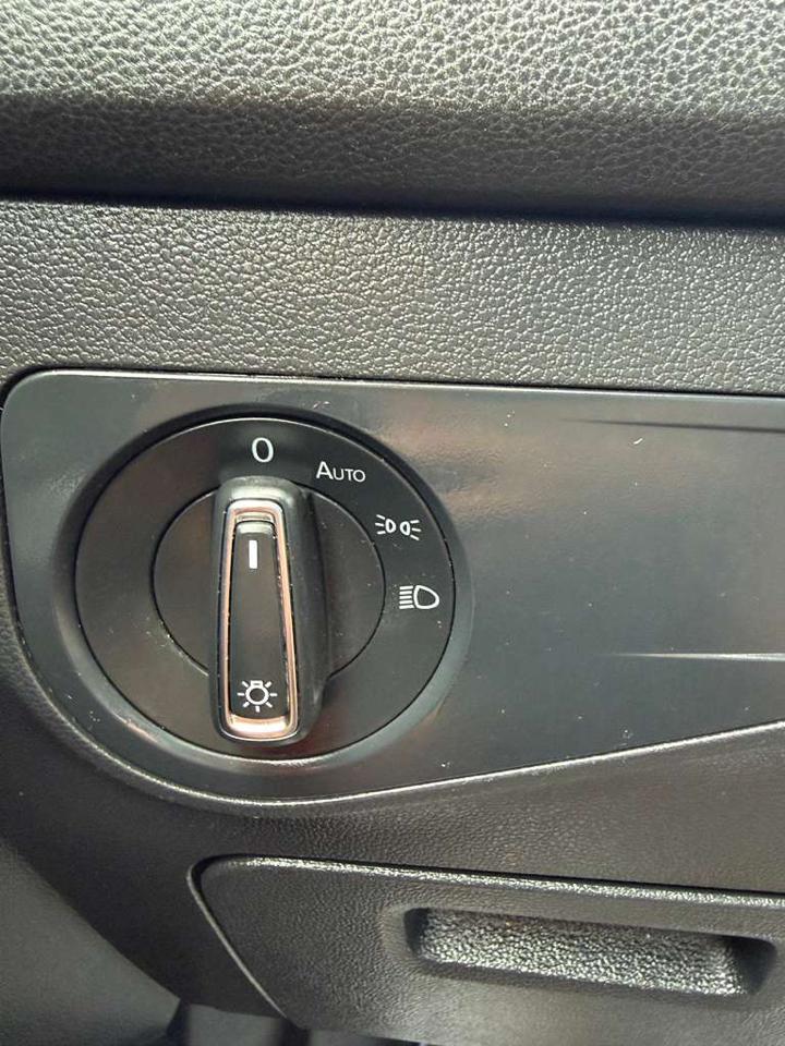 Volkswagen Tiguan 2.0T SE FWD 2019
