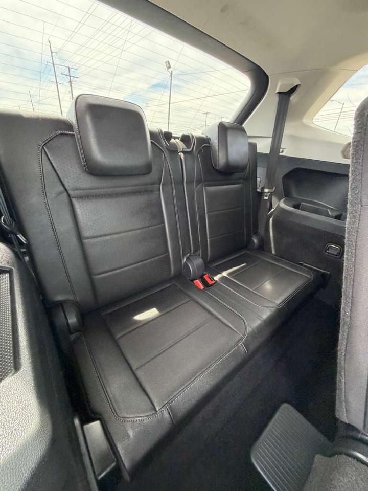 Volkswagen Tiguan 2.0T SE FWD 2019