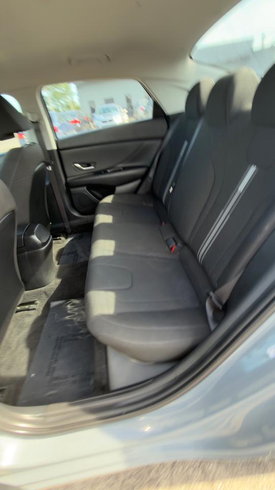 Hyundai Elantra SEL IVT *Ltd Avail* 2021