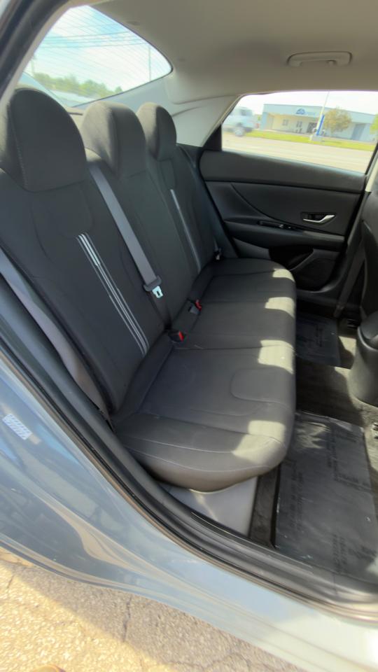 Hyundai Elantra SEL IVT *Ltd Avail* 2021