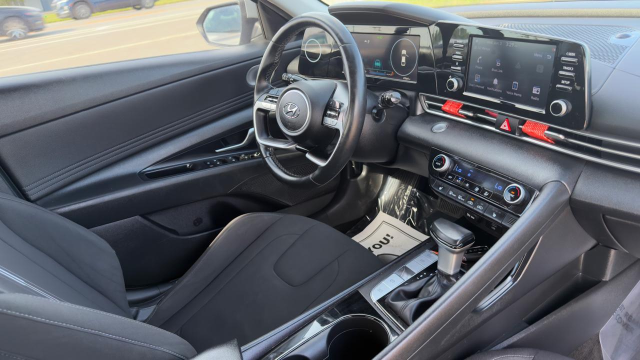 Hyundai Elantra SEL IVT *Ltd Avail* 2021