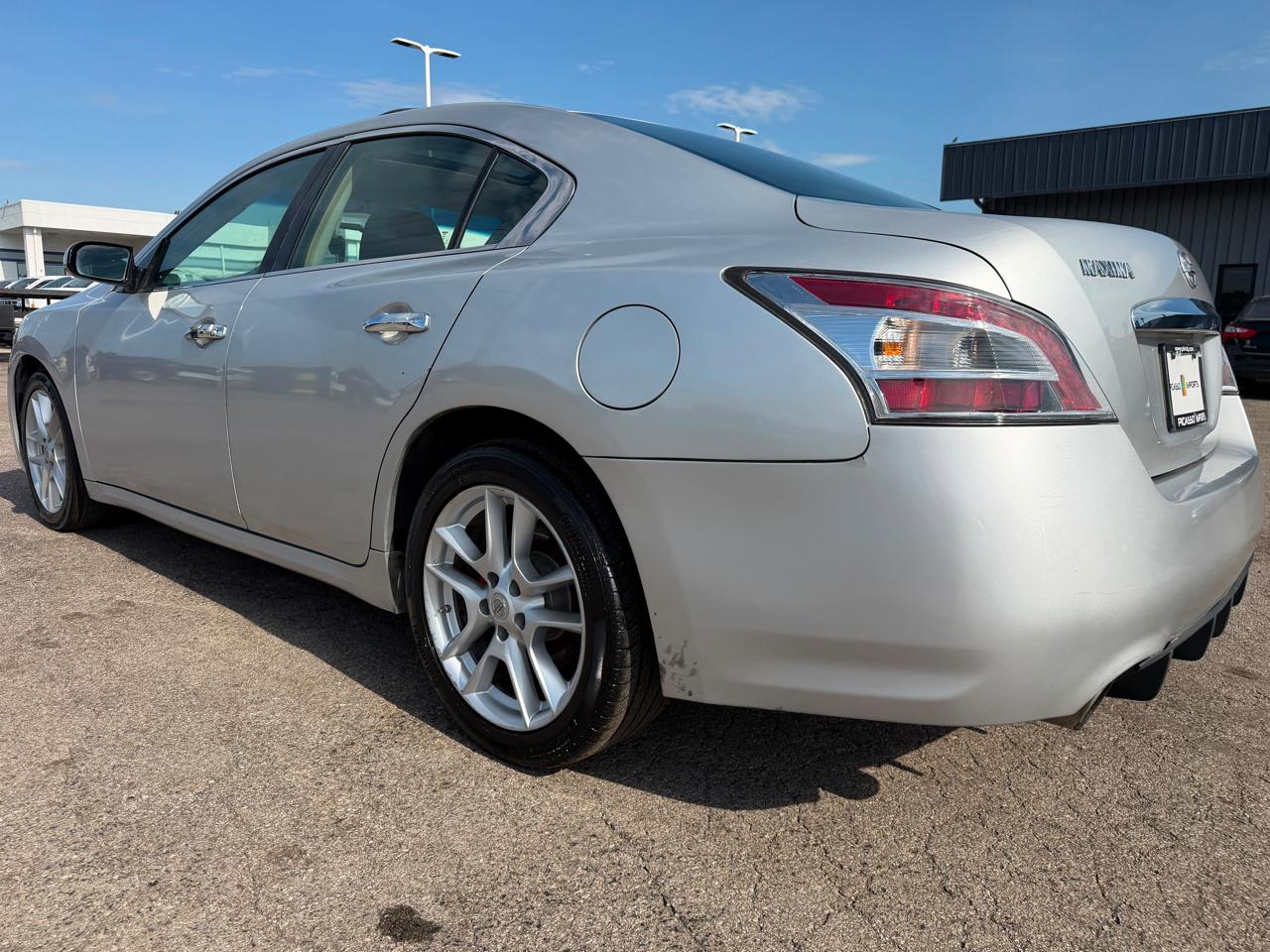 Nissan Maxima 4dr Sdn 3.5 S 2014
