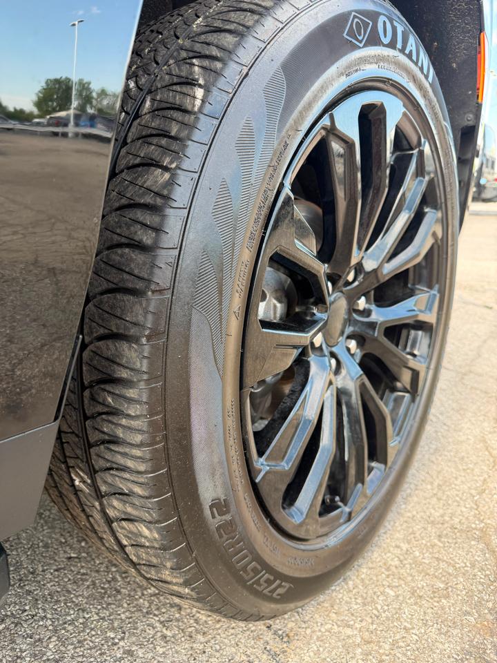 GMC Yukon XL 4WD 4dr Denali 2021