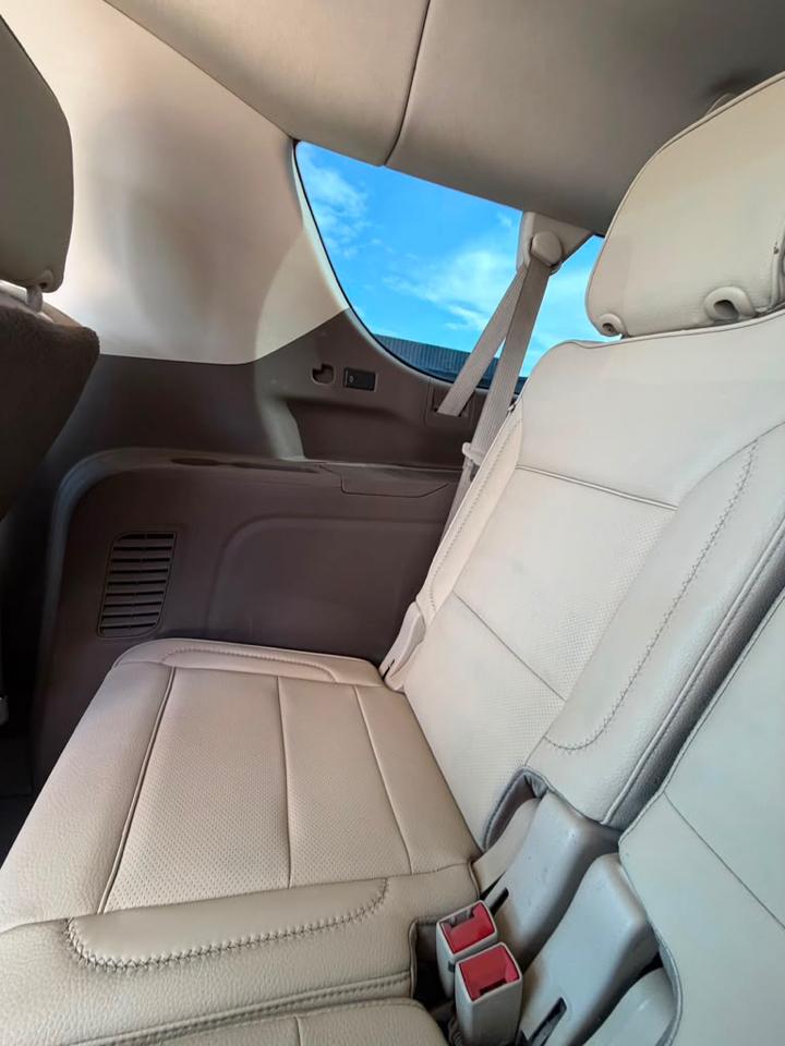 GMC Yukon XL 4WD 4dr Denali 2021