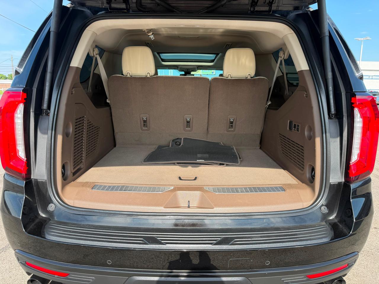 GMC Yukon XL 4WD 4dr Denali 2021