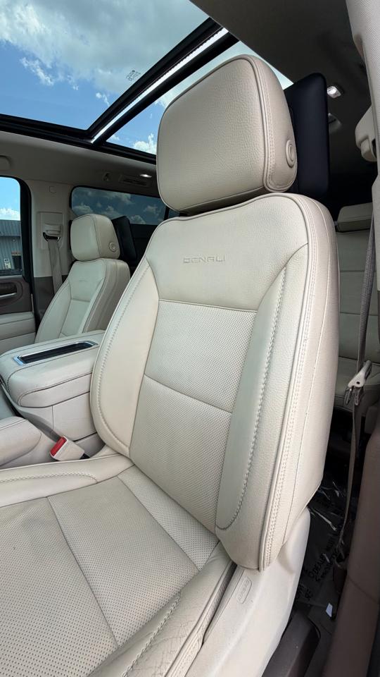 GMC Yukon XL 4WD 4dr Denali 2021