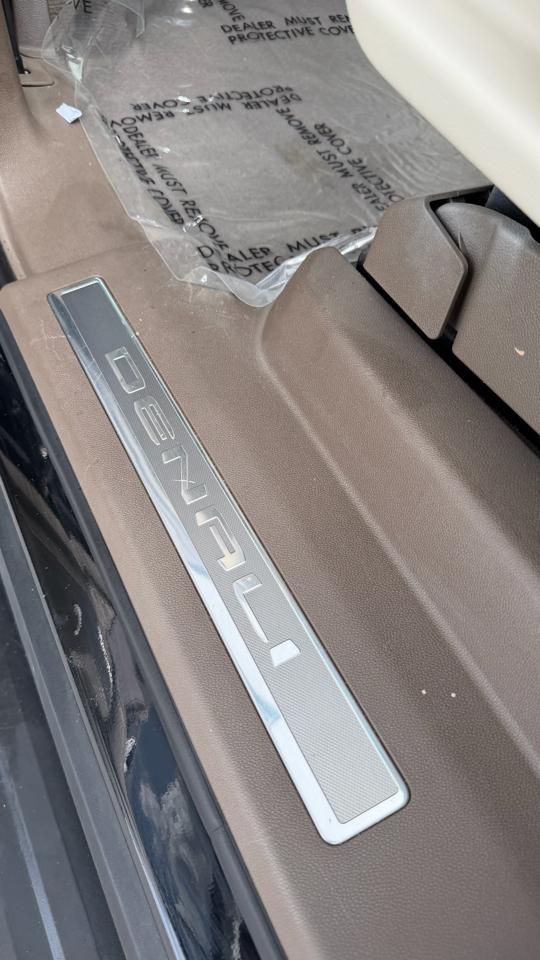 GMC Yukon XL 4WD 4dr Denali 2021