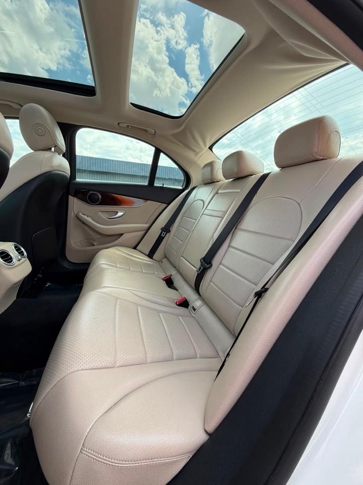 Mercedes-Benz C-Class C 300 4MATIC Sedan 2018