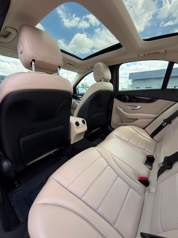 Mercedes-Benz C-Class C 300 4MATIC Sedan 2018