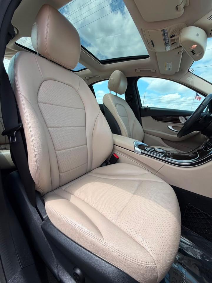 Mercedes-Benz C-Class C 300 4MATIC Sedan 2018