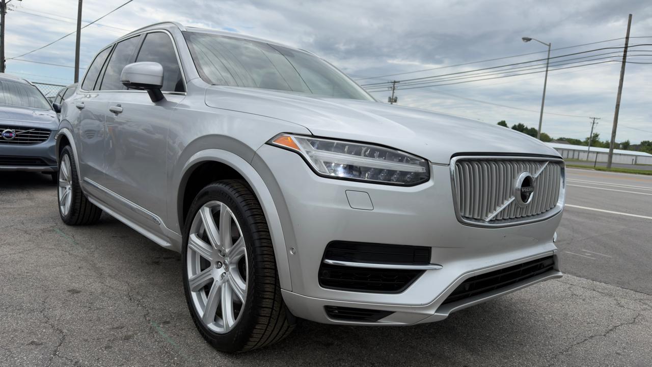 Volvo XC90 T8 eAWD Plug-In Hybrid 7-Passenger Inscription 2017
