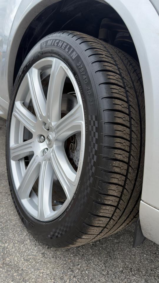 Volvo XC90 T8 eAWD Plug-In Hybrid 7-Passenger Inscription 2017