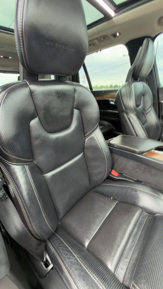 Volvo XC90 T8 eAWD Plug-In Hybrid 7-Passenger Inscription 2017