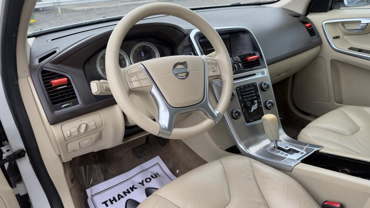 Volvo XC60 4dr 3.2L 2012