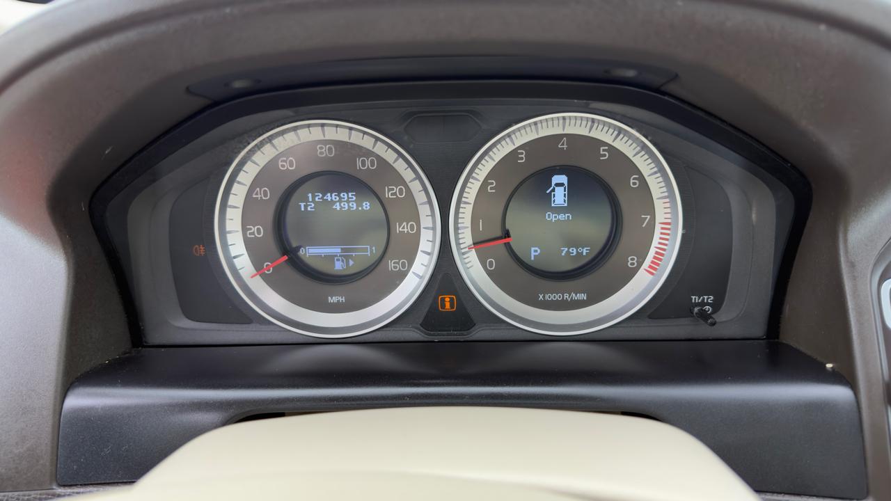 Volvo XC60 4dr 3.2L 2012