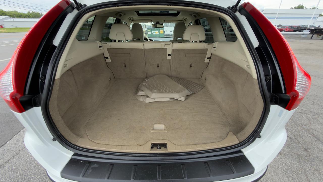Volvo XC60 4dr 3.2L 2012