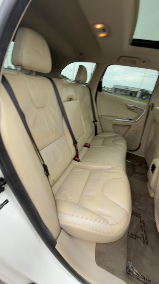 Volvo XC60 4dr 3.2L 2012
