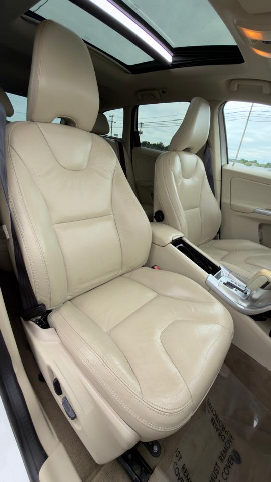 Volvo XC60 4dr 3.2L 2012