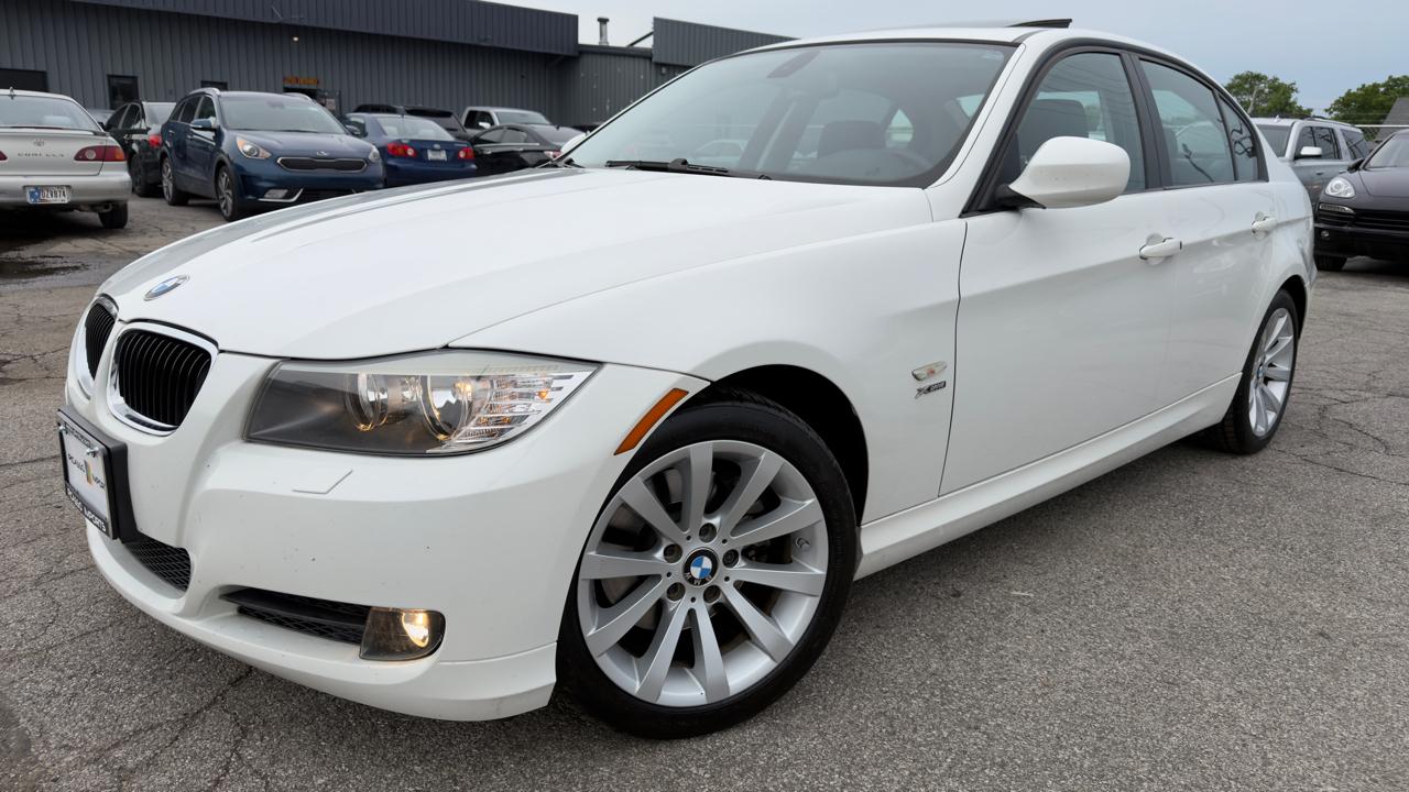 BMW 3 Series 4dr Sdn 328i xDrive AWD SULEV 2009