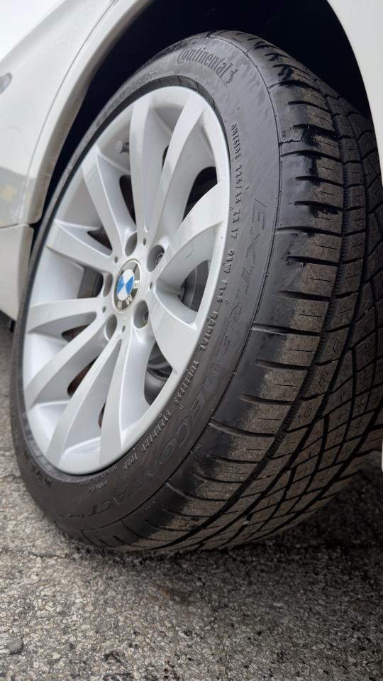 BMW 3 Series 4dr Sdn 328i xDrive AWD SULEV 2009