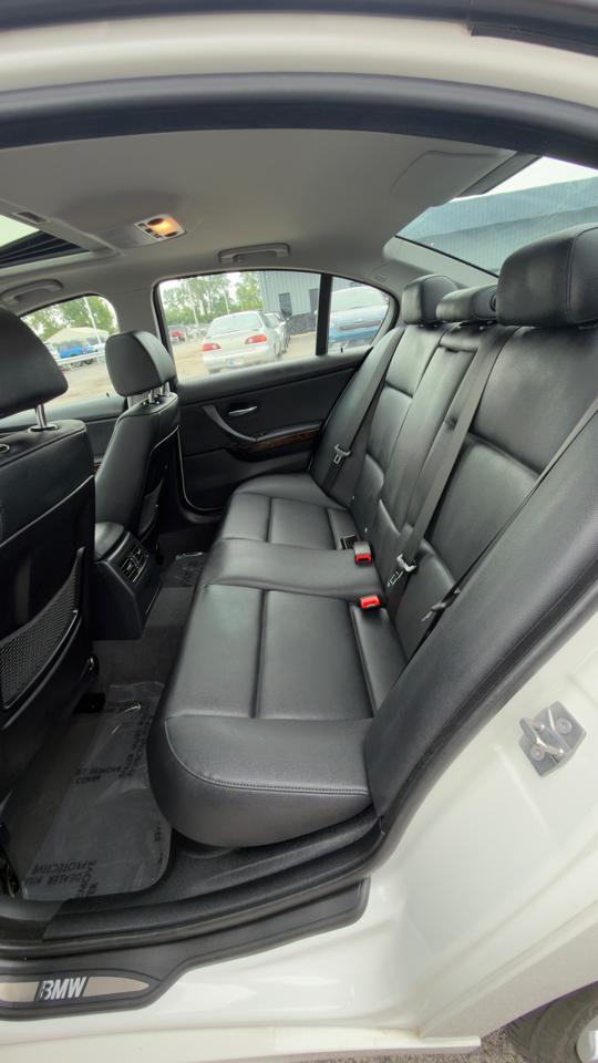 BMW 3 Series 4dr Sdn 328i xDrive AWD SULEV 2009
