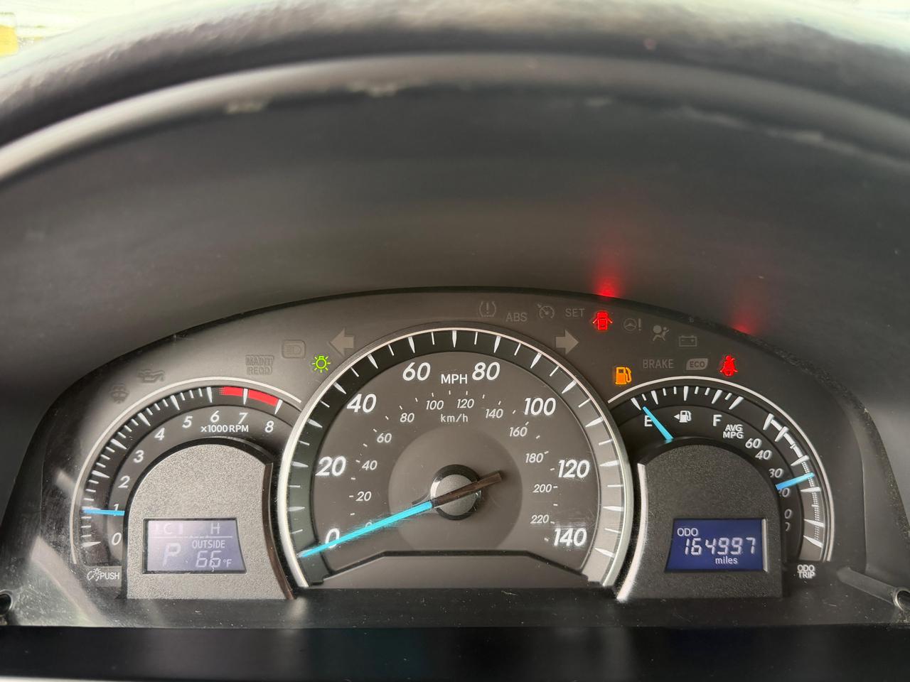 Toyota Camry 4dr Sdn I4 Auto LE (Natl) 2015