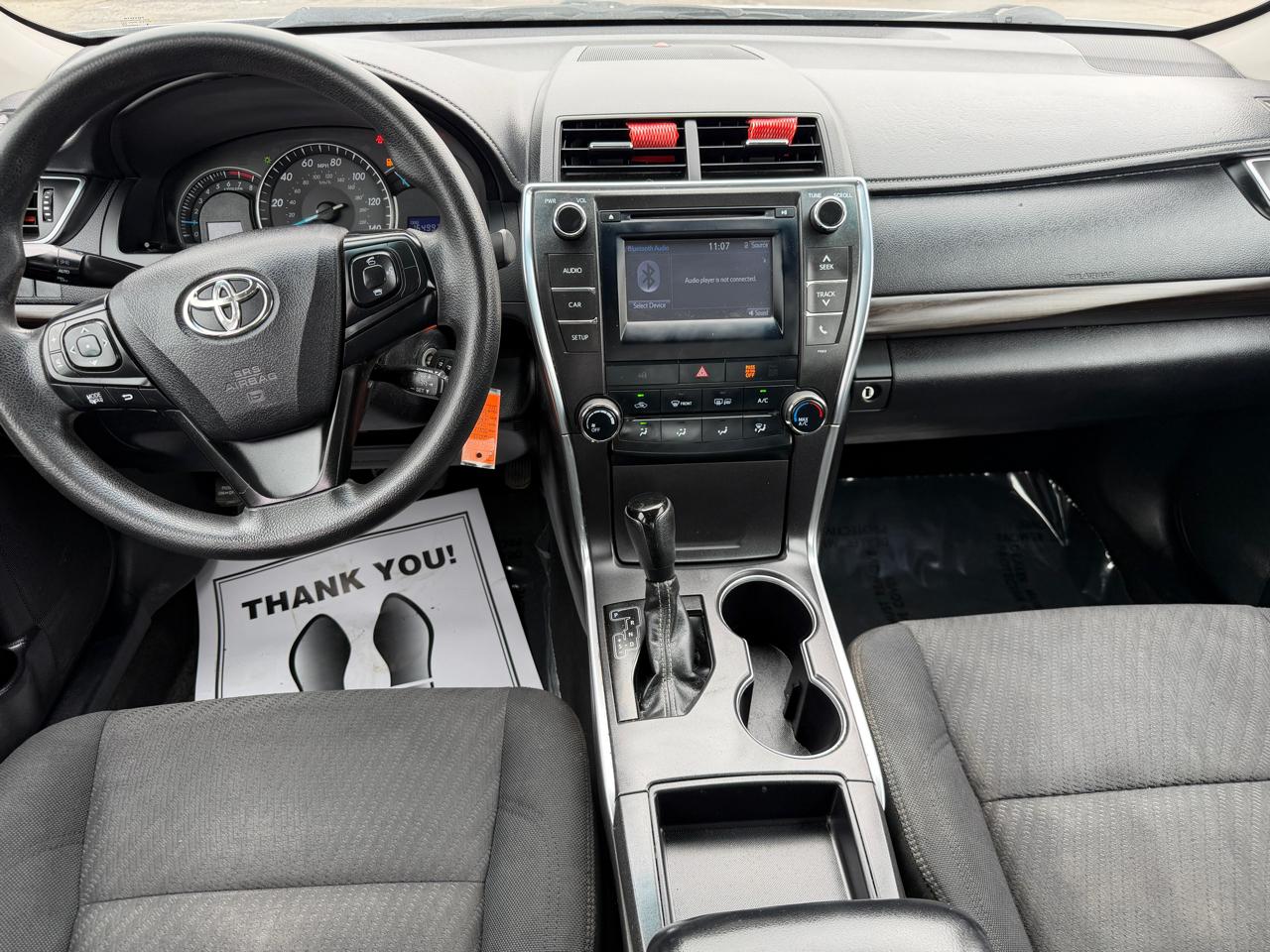 Toyota Camry 4dr Sdn I4 Auto LE (Natl) 2015