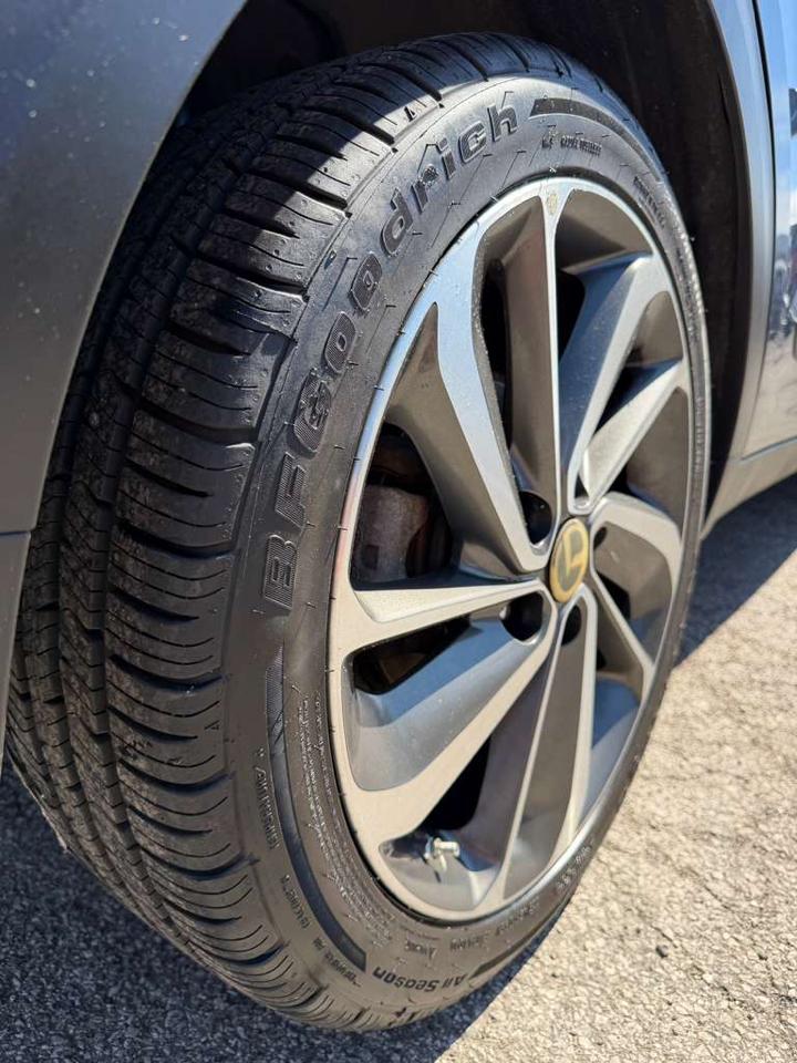 Kia Niro Touring FWD 2018