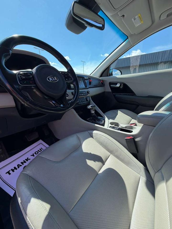 Kia Niro Touring FWD 2018