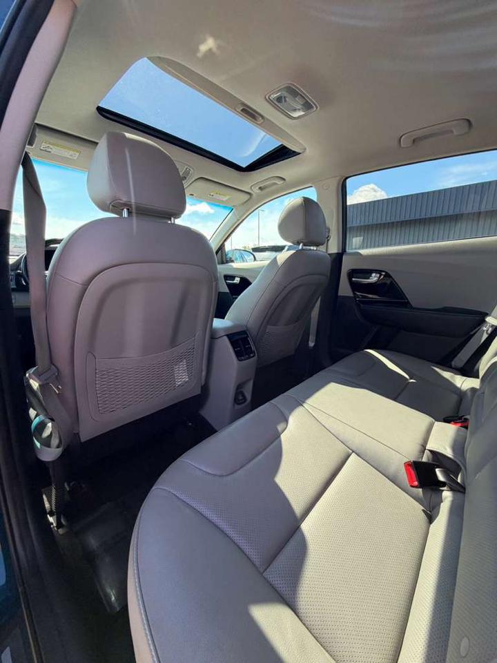 Kia Niro Touring FWD 2018