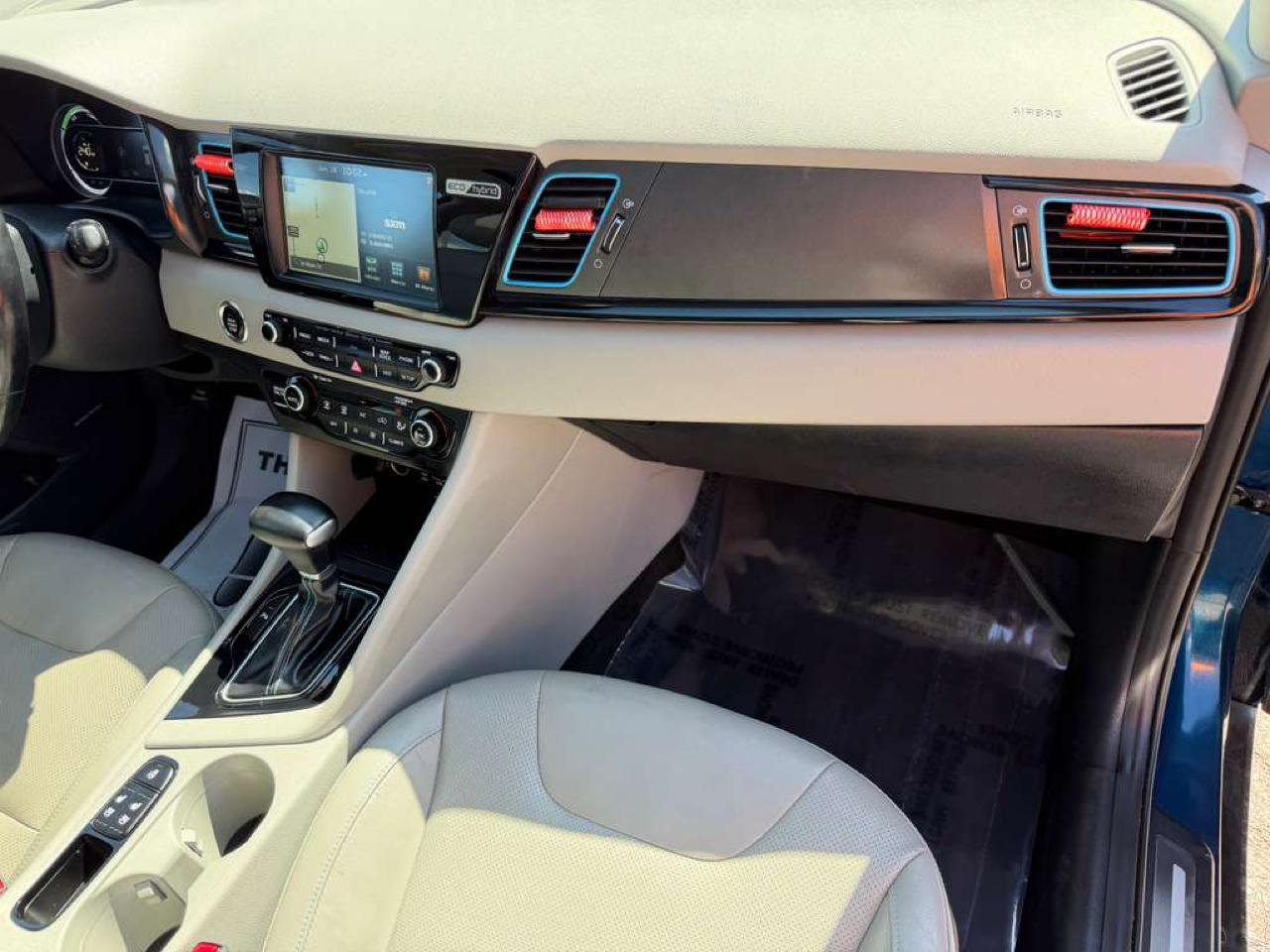 Kia Niro Touring FWD 2018