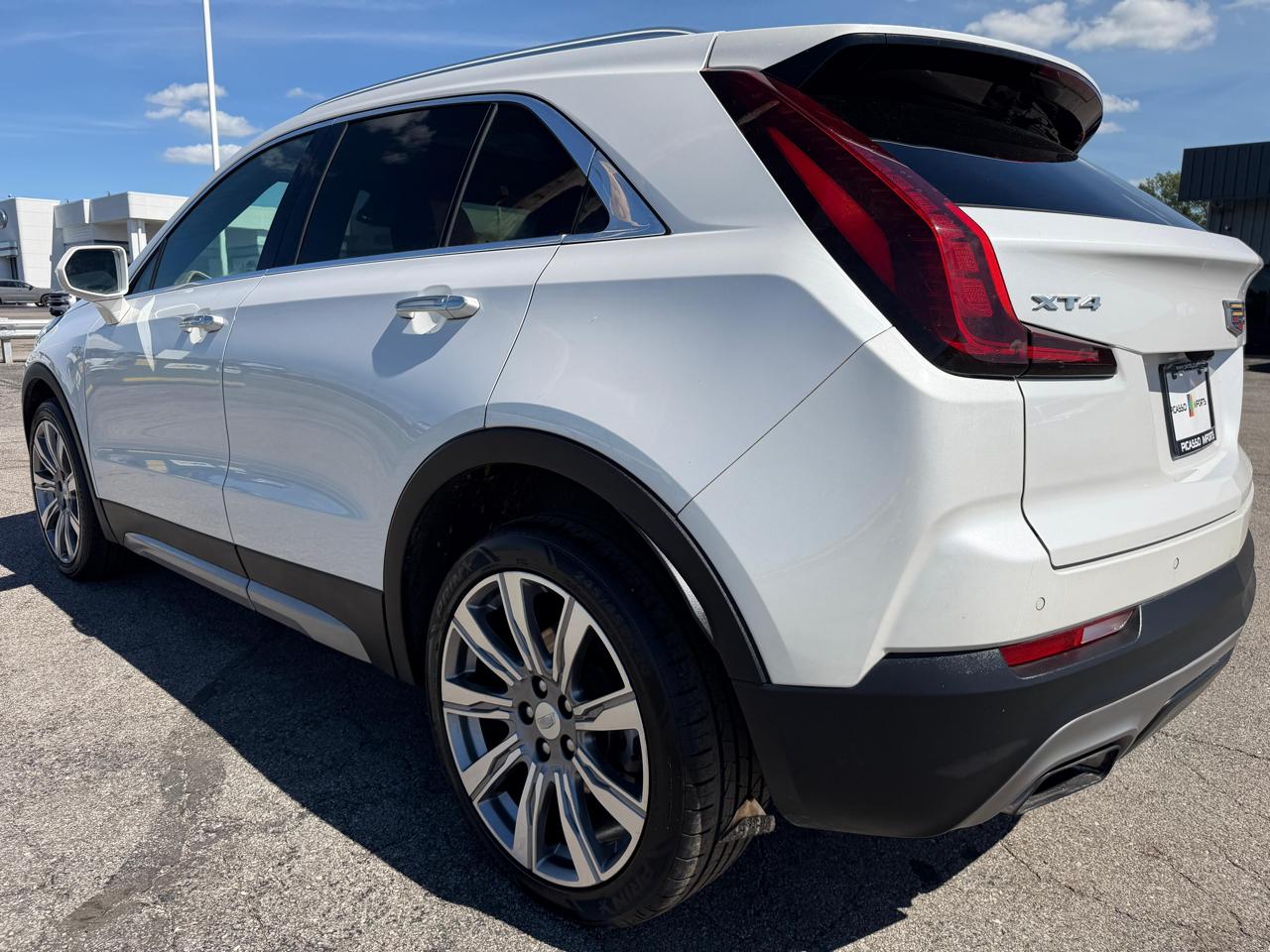 Cadillac XT4 FWD 4dr Premium Luxury 2019