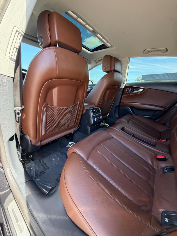 Audi A7 4dr HB quattro 3.0 Prestige 2012