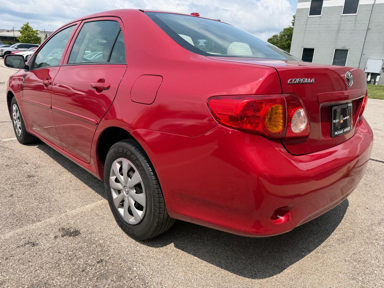 Toyota Corolla 4dr Sdn Auto LE (Natl) 2009