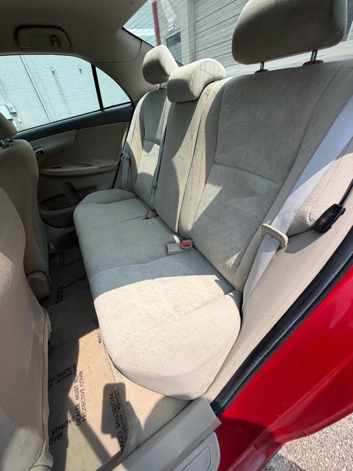 Toyota Corolla 4dr Sdn Auto LE (Natl) 2009