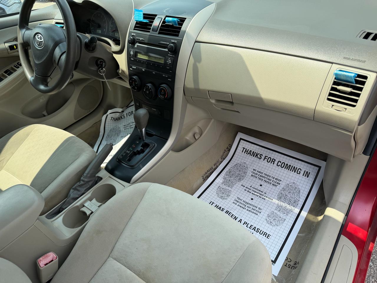 Toyota Corolla 4dr Sdn Auto LE (Natl) 2009