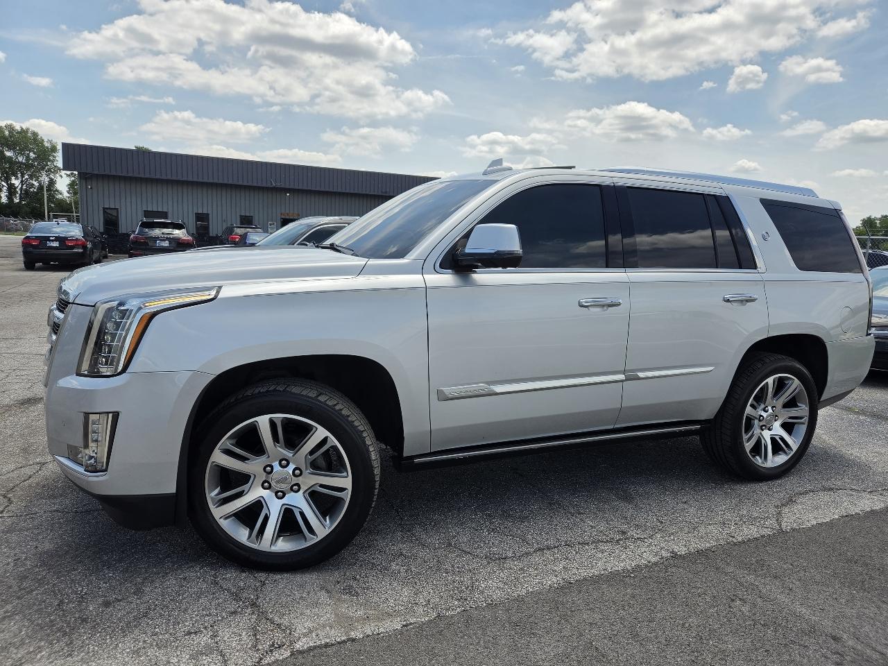 Cadillac Escalade 4WD 4dr Premium Collection 2016