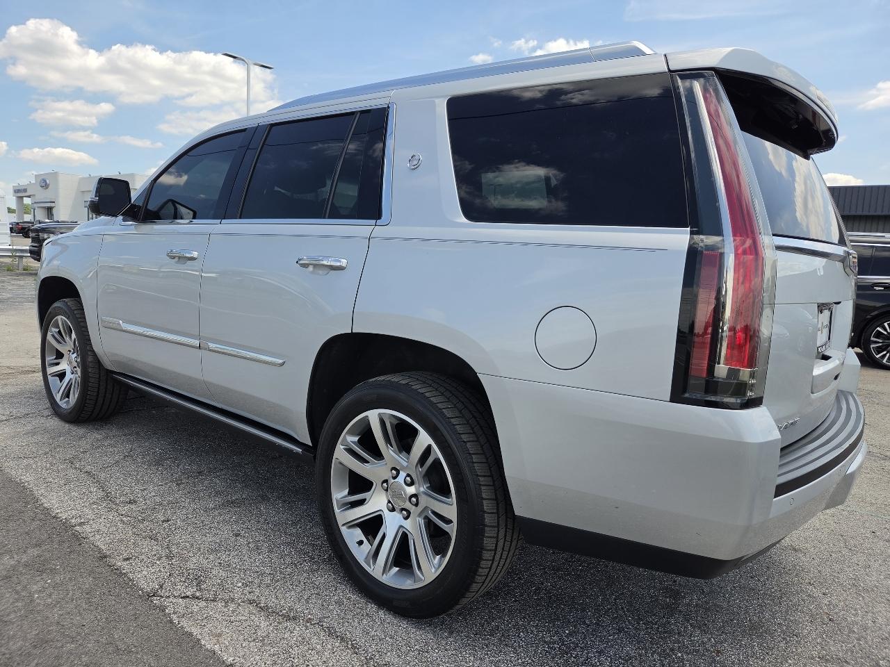 Cadillac Escalade 4WD 4dr Premium Collection 2016