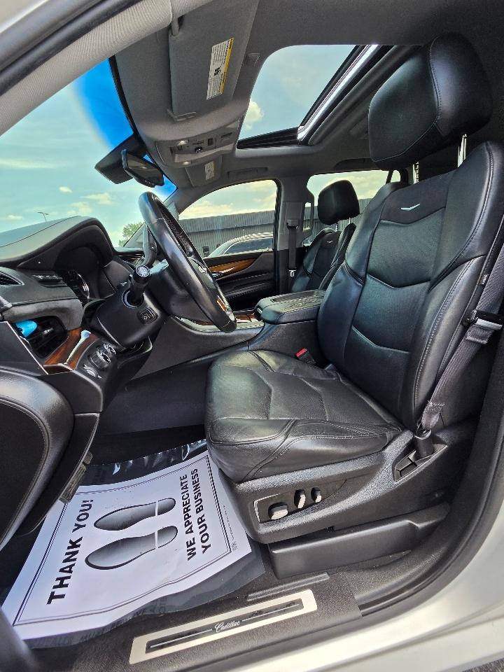 Cadillac Escalade 4WD 4dr Premium Collection 2016