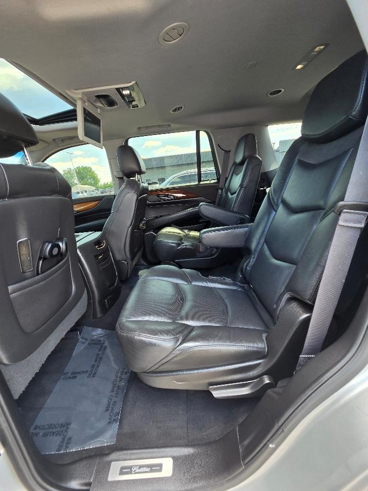 Cadillac Escalade 4WD 4dr Premium Collection 2016
