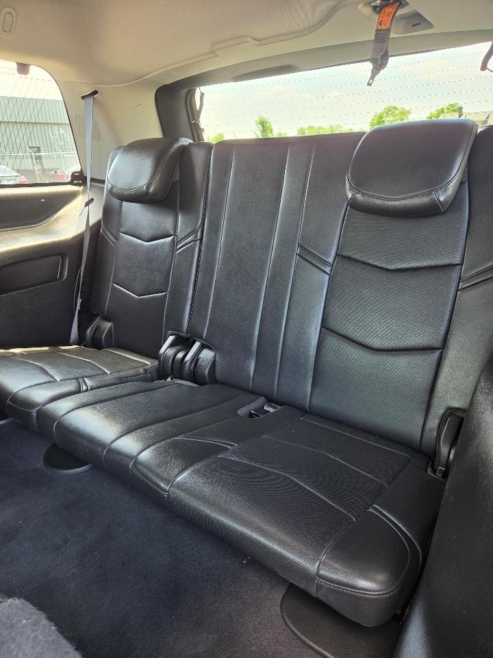 Cadillac Escalade 4WD 4dr Premium Collection 2016