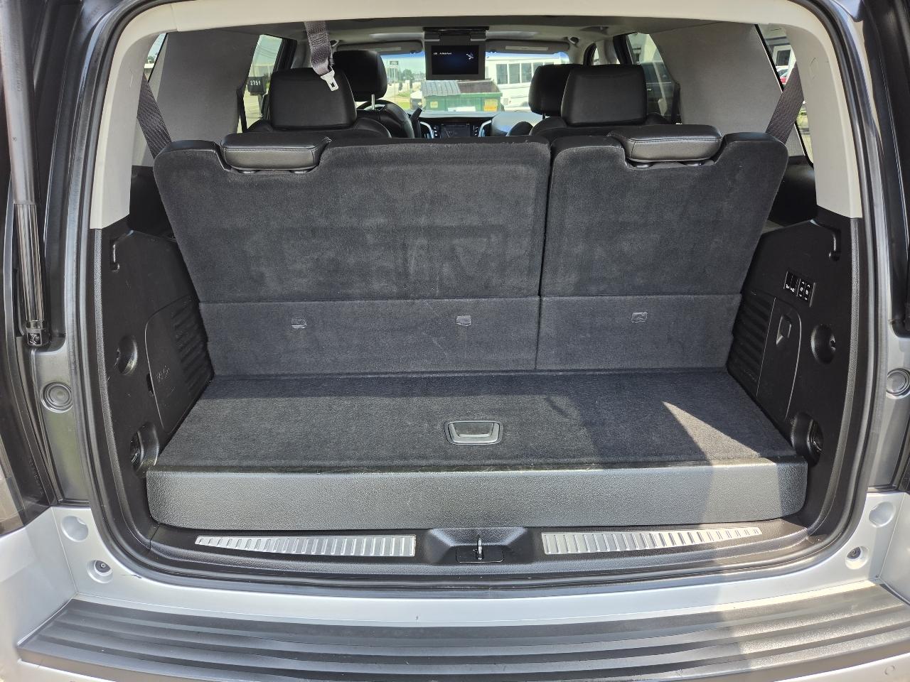 Cadillac Escalade 4WD 4dr Premium Collection 2016